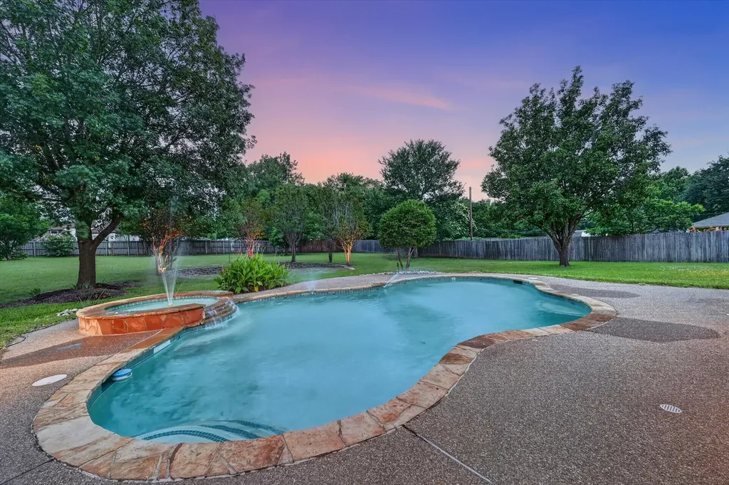 909 San Saba Drive Southlake TX 76092