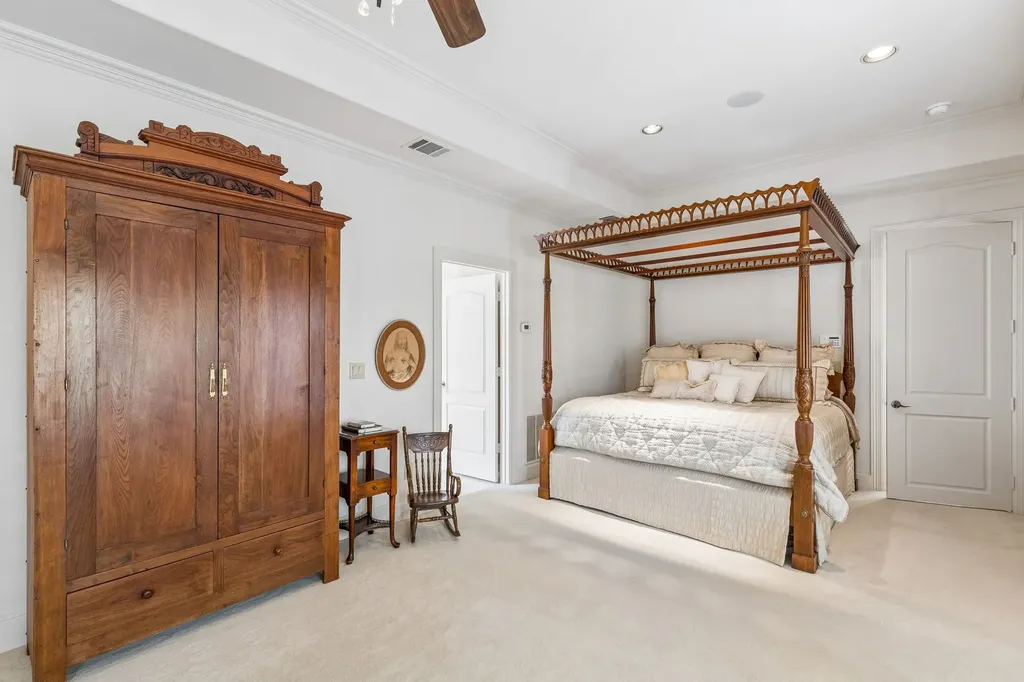 4916 Briargrove Lane Dallas TX 75287