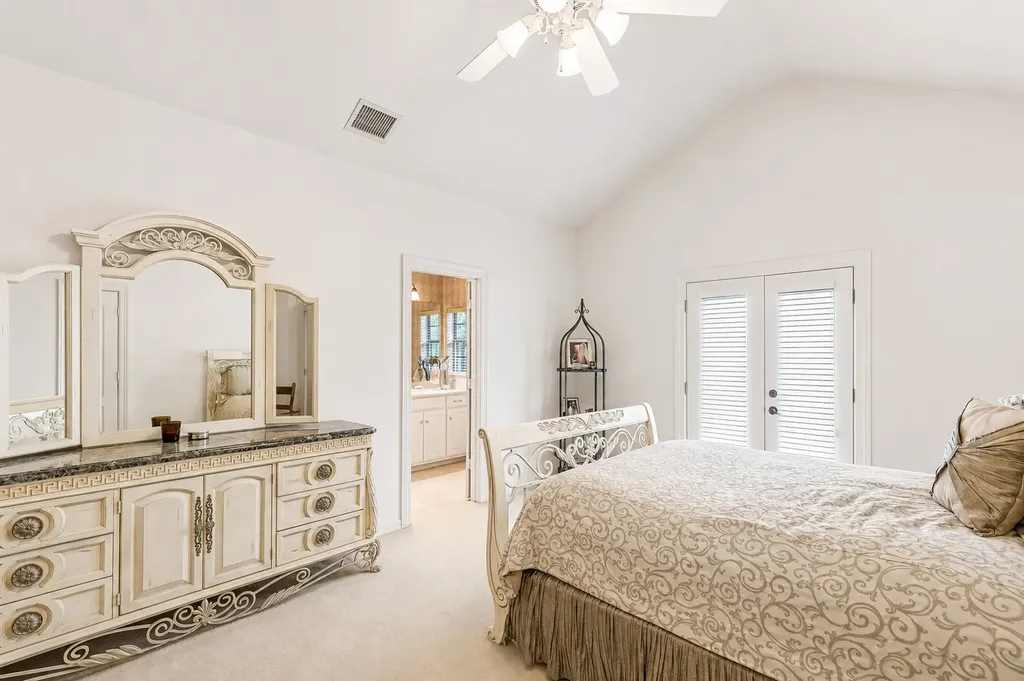 4916 Briargrove Lane Dallas TX 75287