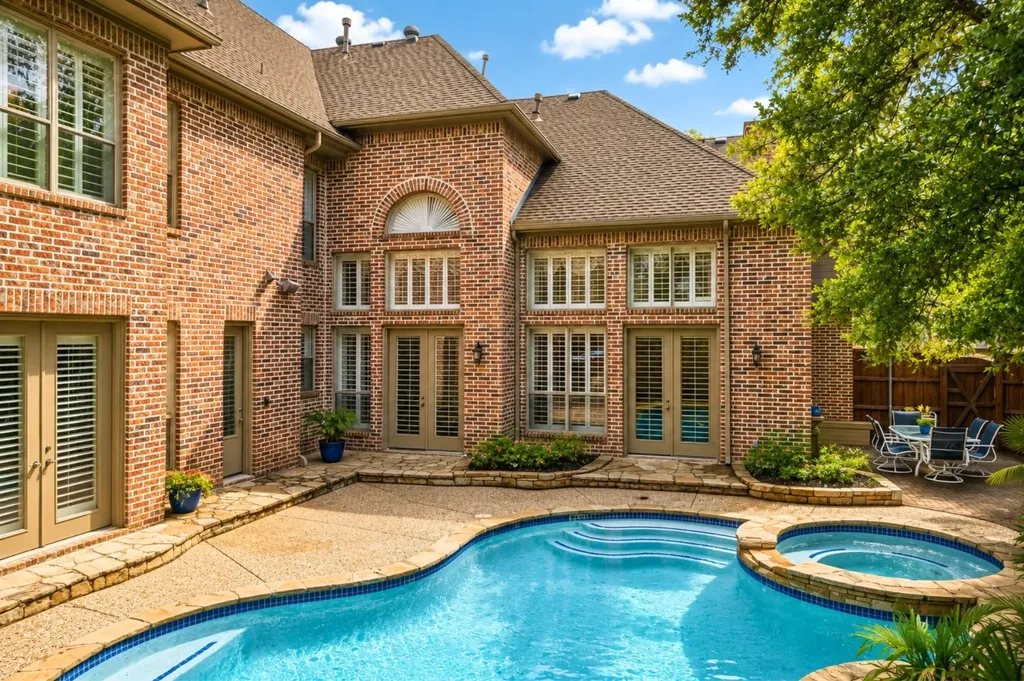4916 Briargrove Lane Dallas TX 75287