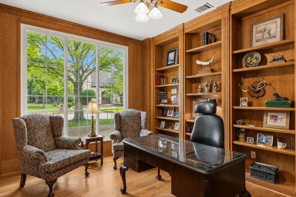4916 Briargrove Lane Dallas TX 75287
