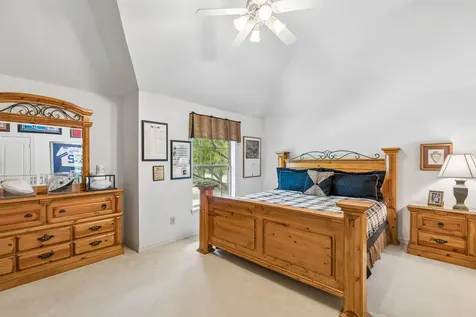 4916 Briargrove Lane Dallas TX 75287