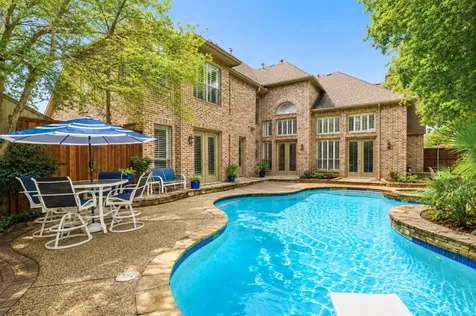 4916 Briargrove Lane Dallas TX 75287