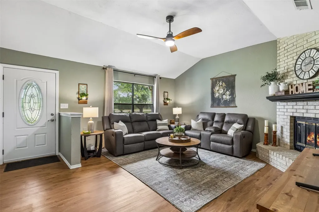 534 Conestoga Trail Rhome TX 76078
