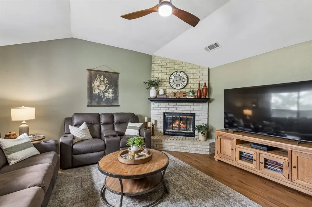 534 Conestoga Trail Rhome TX 76078