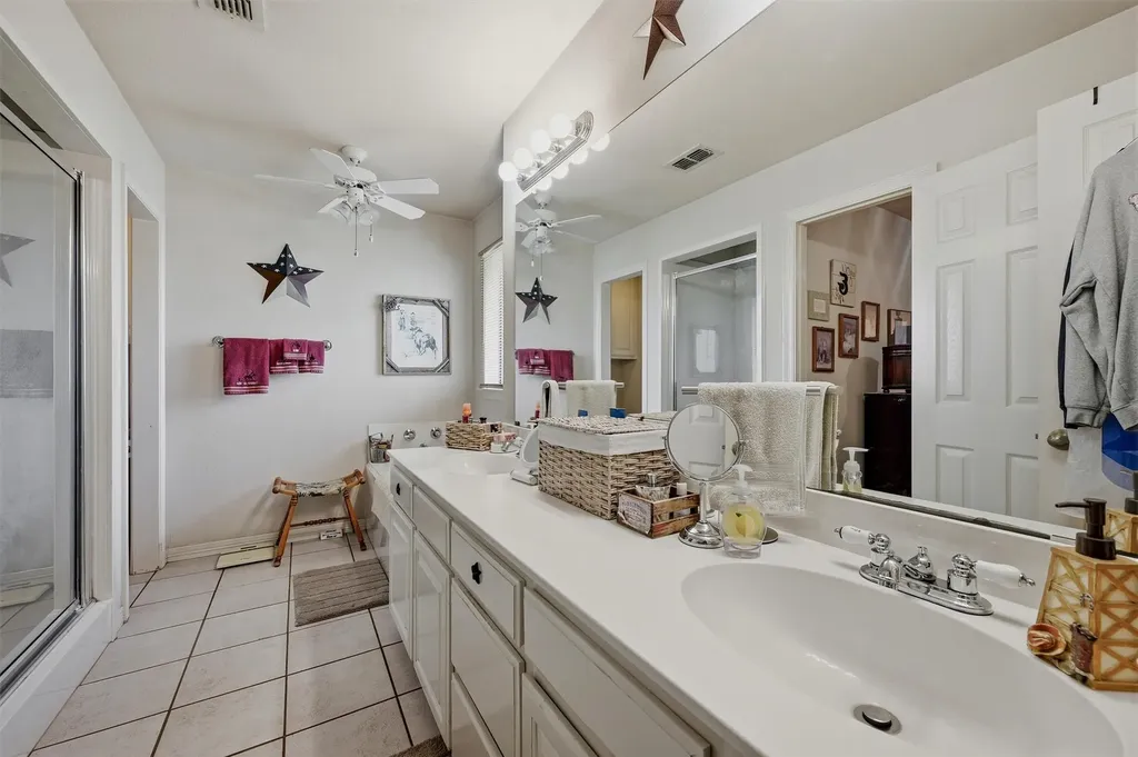 7277 W Line Road Collinsville TX 76233