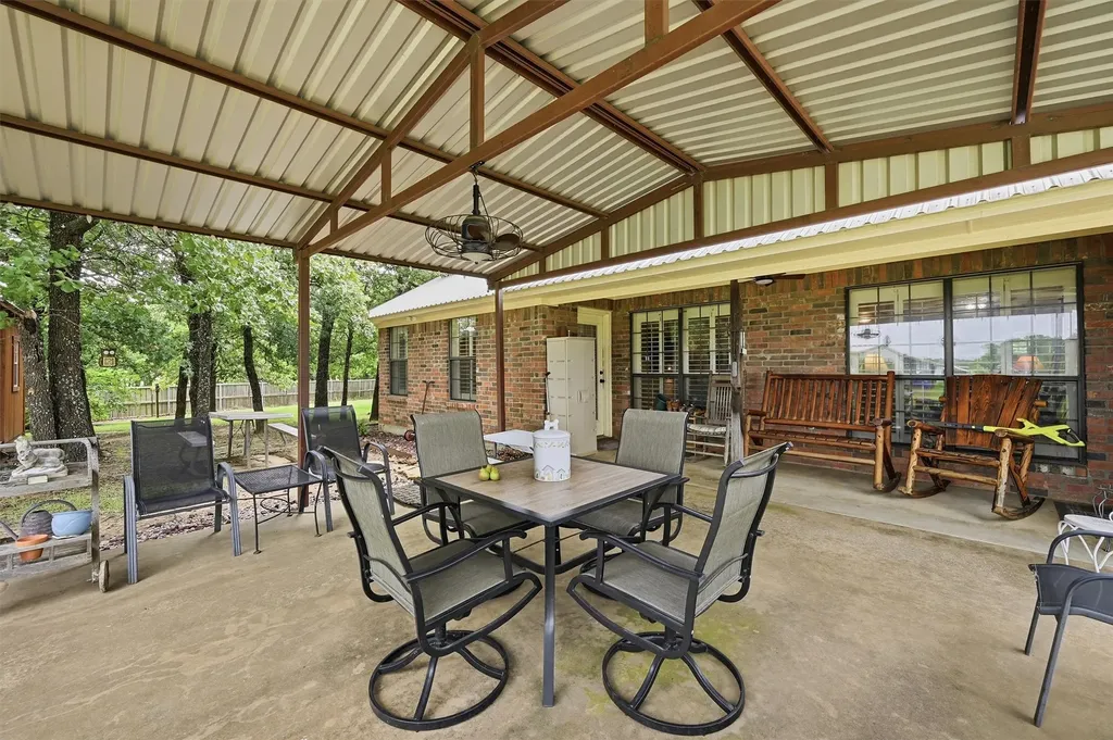 7277 W Line Road Collinsville TX 76233