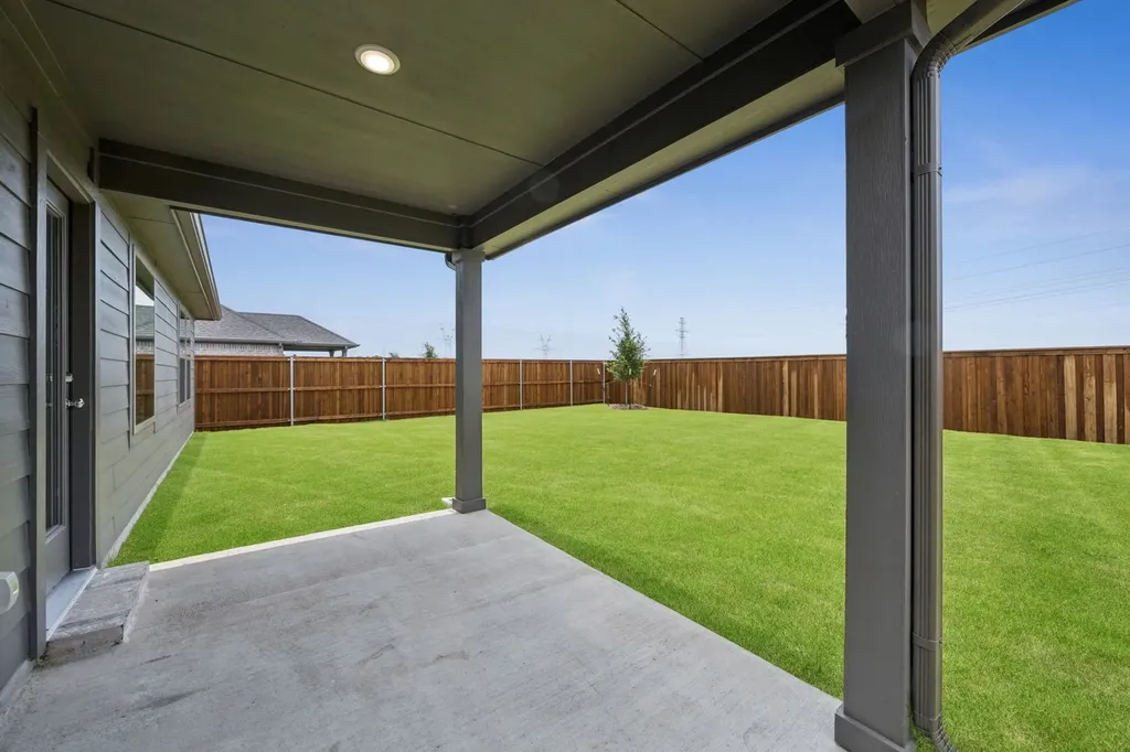 1525 Mahogany Avenue Alvarado TX 76009