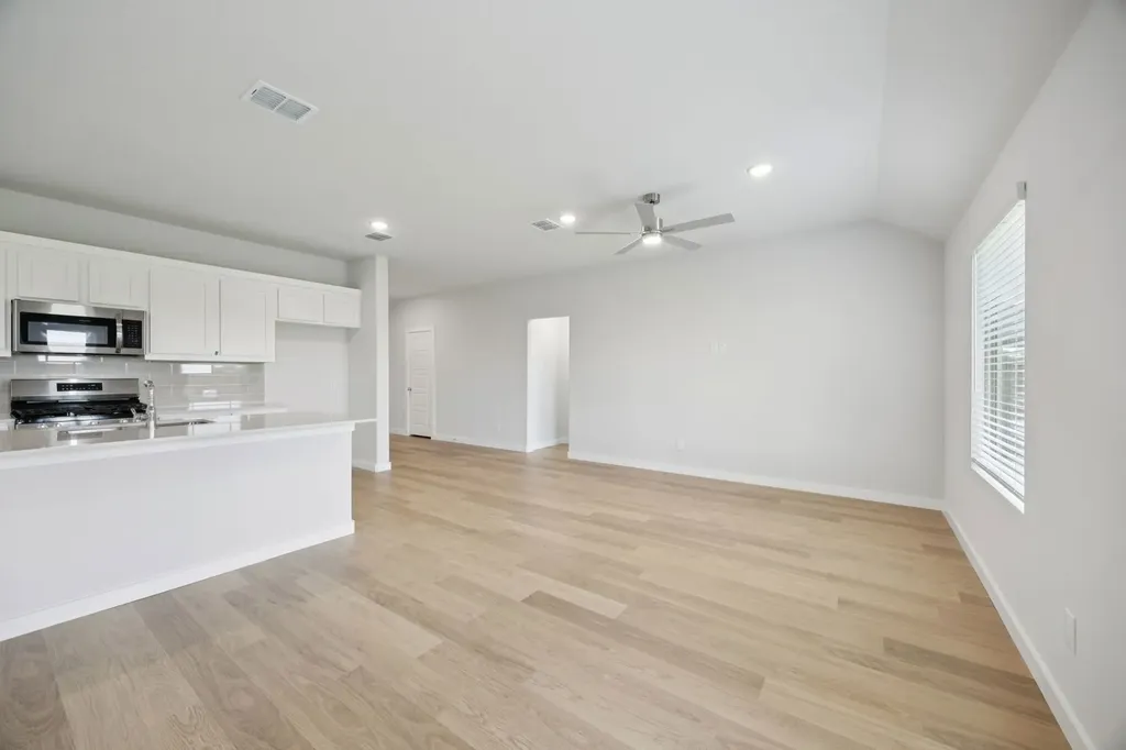 1525 Mahogany Avenue Alvarado TX 76009