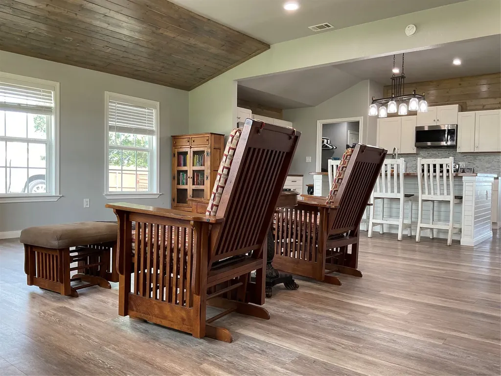 3565 W Moonlight Drive Robinson TX 76706