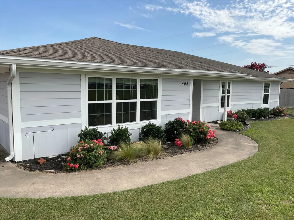 3565 W Moonlight Drive Robinson TX 76706