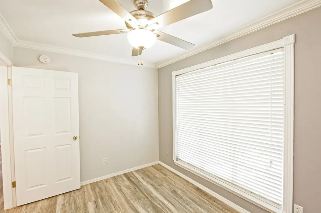 10590 High Hollows Drive Dallas TX 75230