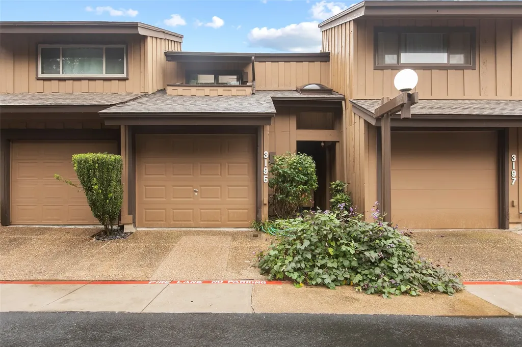 3195 Golden Oak Court Farmers Branch TX 75234