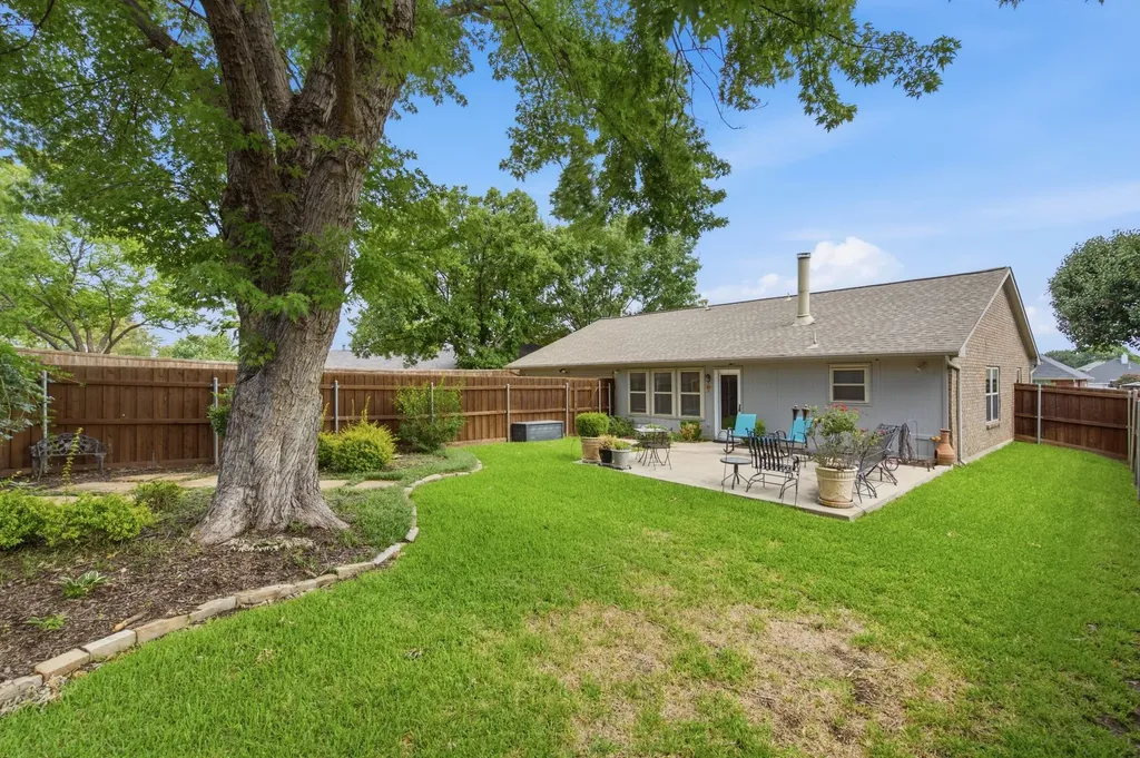 1554 Waterford Drive Lewisville TX 75077