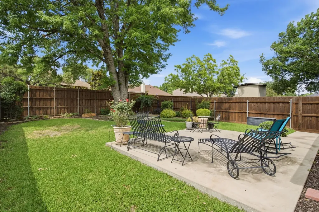 1554 Waterford Drive Lewisville TX 75077