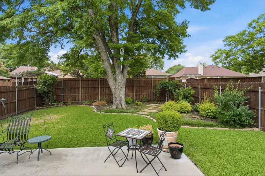 1554 Waterford Drive Lewisville TX 75077