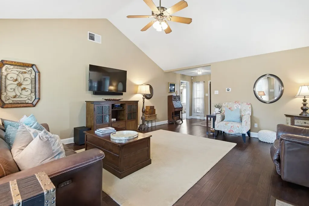 1554 Waterford Drive Lewisville TX 75077