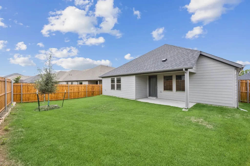 1521 Mahogany Avenue Alvarado TX 76009