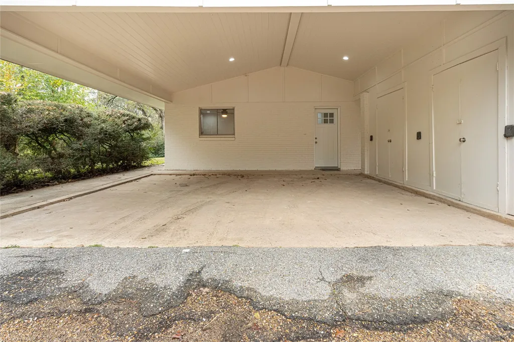 1709 Edgewood Drive Tyler TX 75701