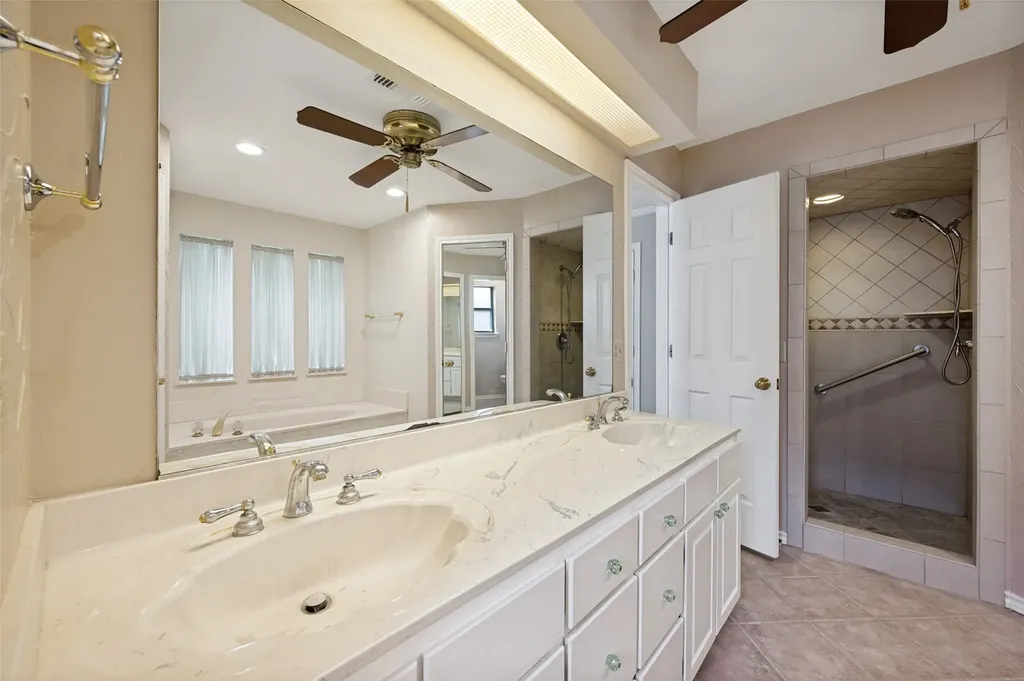 2505 Copper Creek Lane Carrollton TX 75006