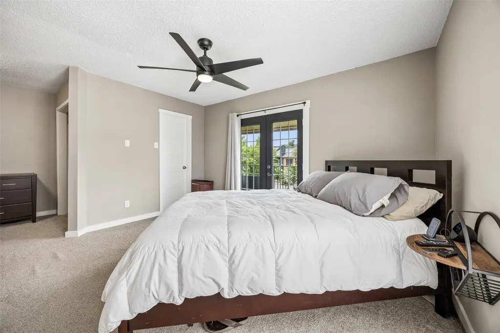 7522 Holly Hill Drive Dallas TX 75231