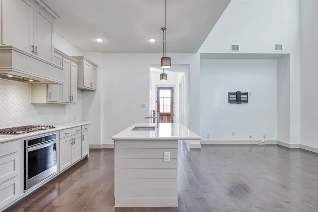 852 Deer Run Road Flower Mound TX 75028