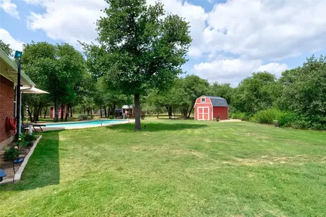 10711 Fm 1226 S Hawley TX 79525