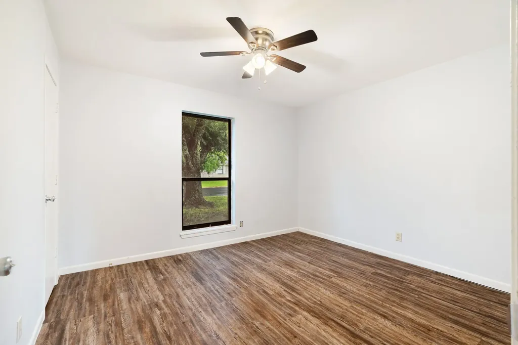 350 Town East Drive Reno TX 75462