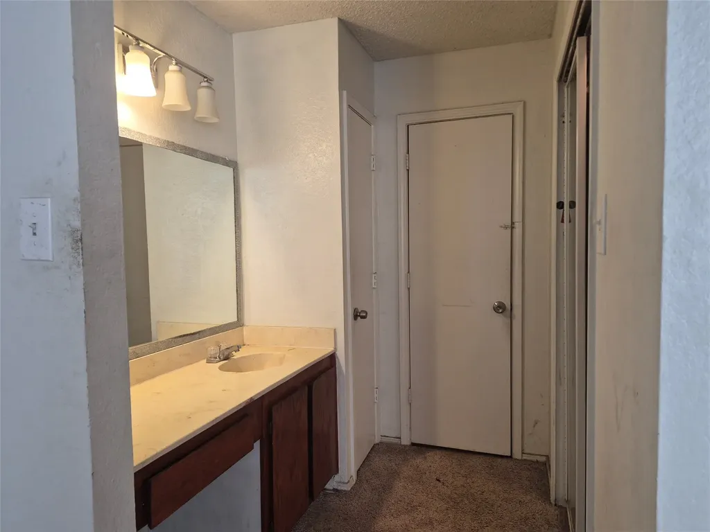 10375 Brockton Drive Dallas TX 75217