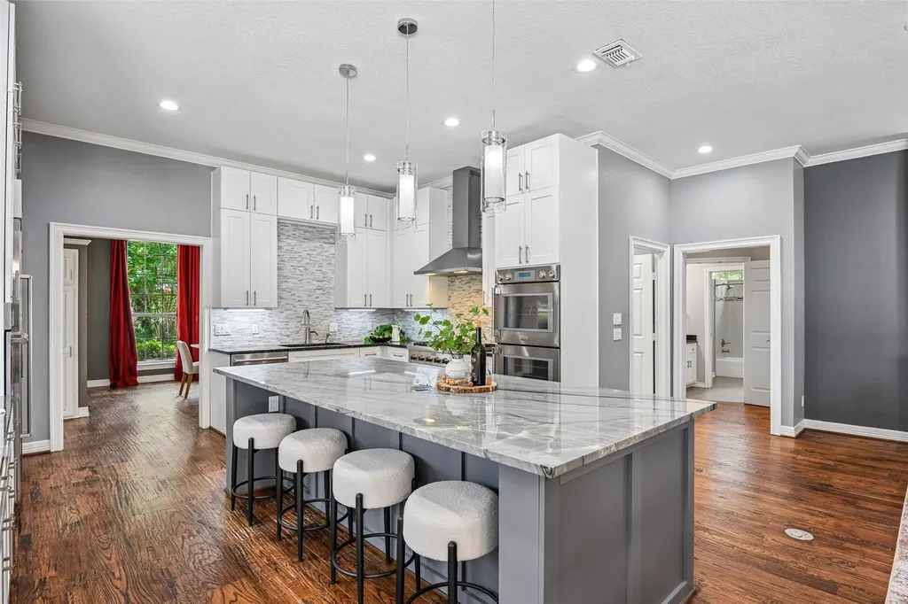 2312 Stonegate Circle Denton TX 76205