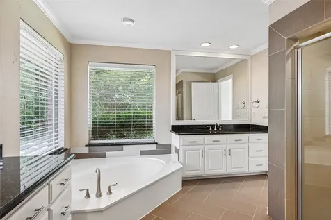 2312 Stonegate Circle Denton TX 76205