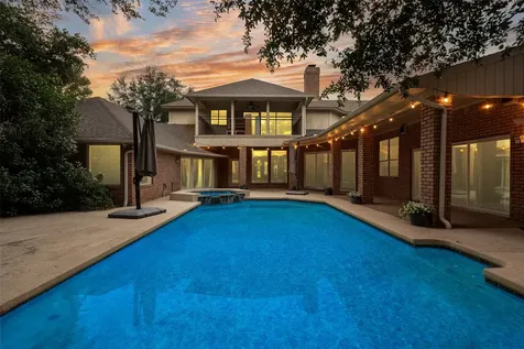 2312 Stonegate Circle Denton TX 76205