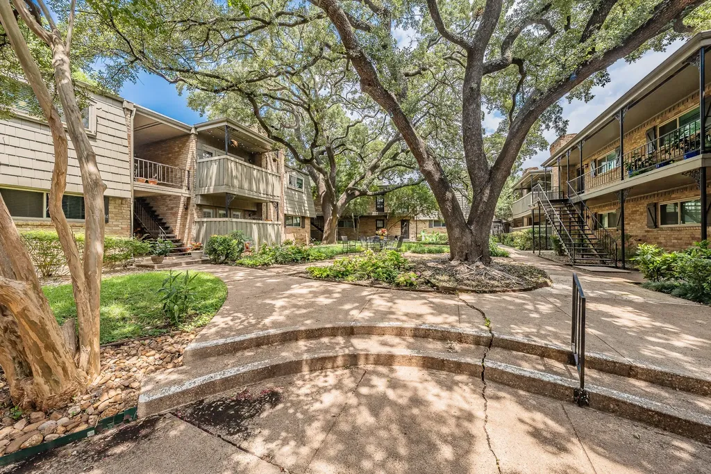 7706 Meadow Road Dallas TX 75230