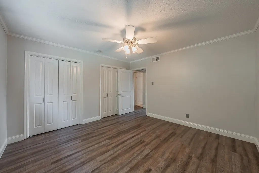 7706 Meadow Road Dallas TX 75230
