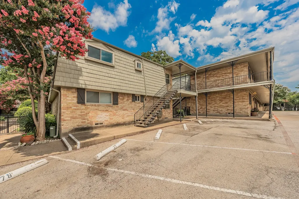7706 Meadow Road Dallas TX 75230