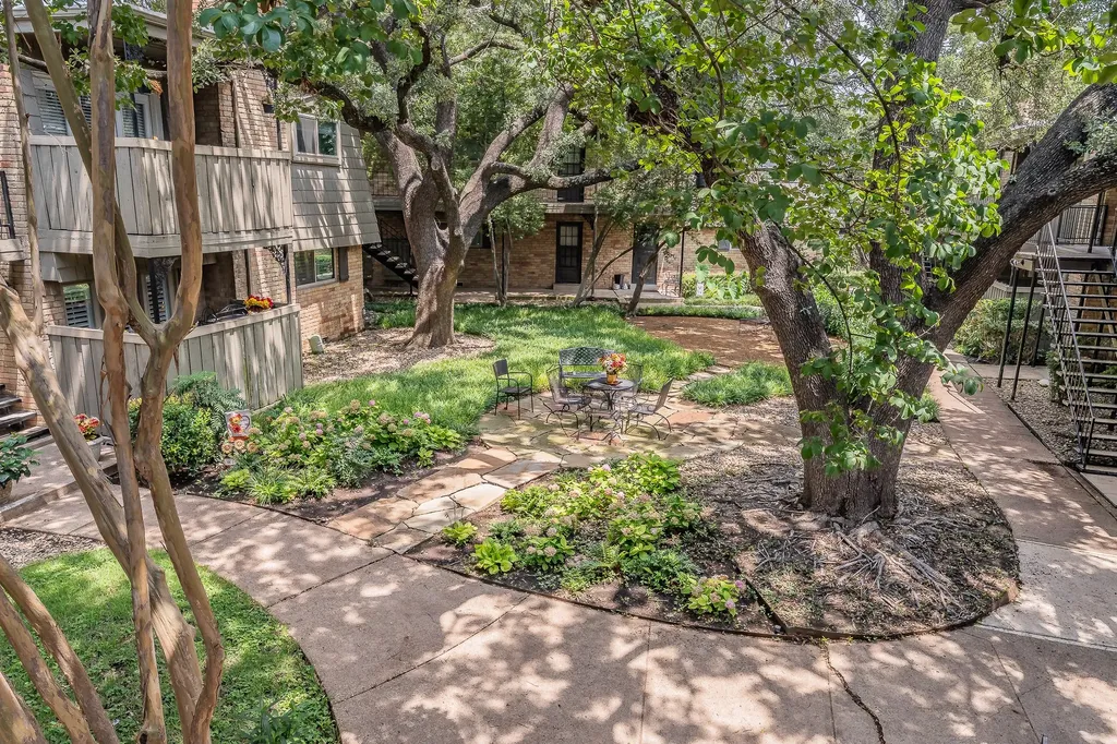 7706 Meadow Road Dallas TX 75230