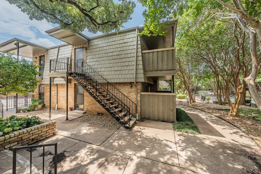7706 Meadow Road Dallas TX 75230