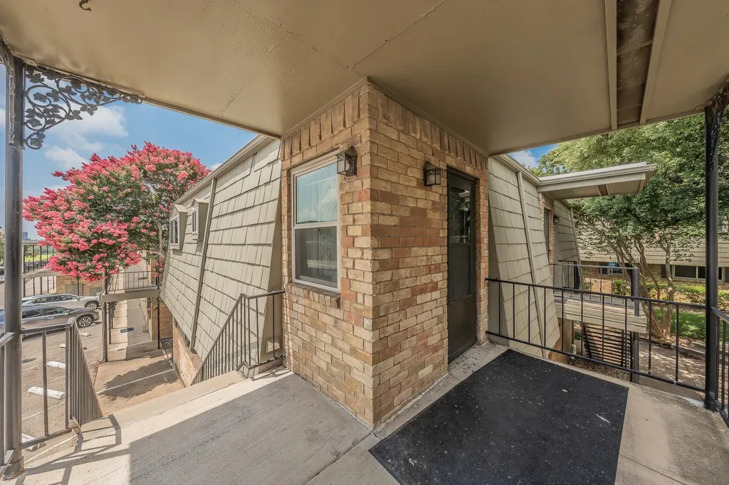 7706 Meadow Road Dallas TX 75230