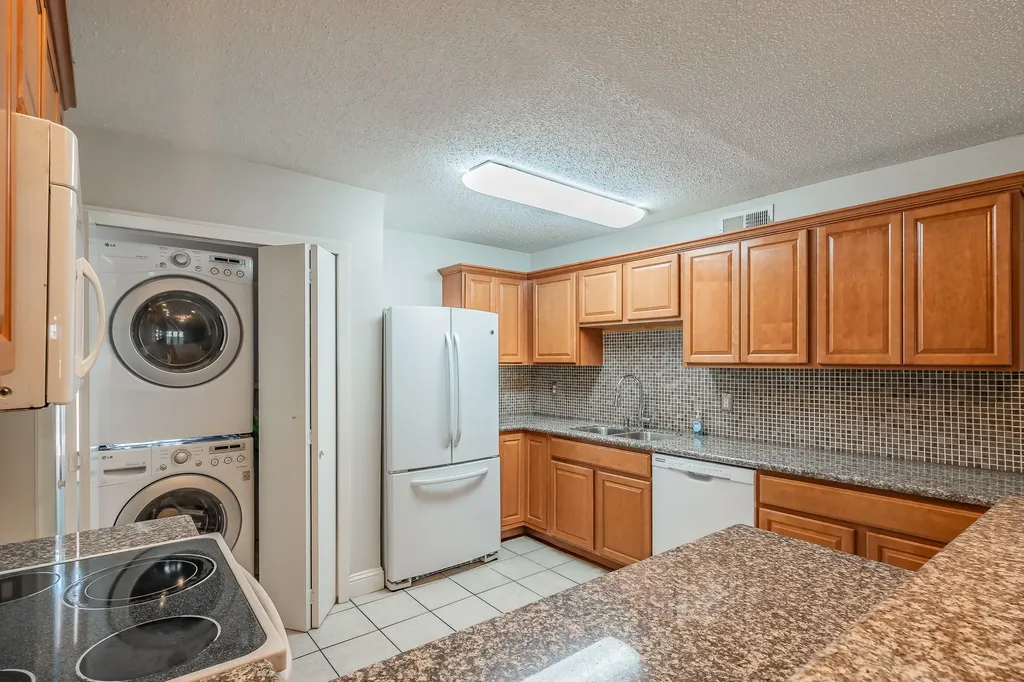 7706 Meadow Road Dallas TX 75230