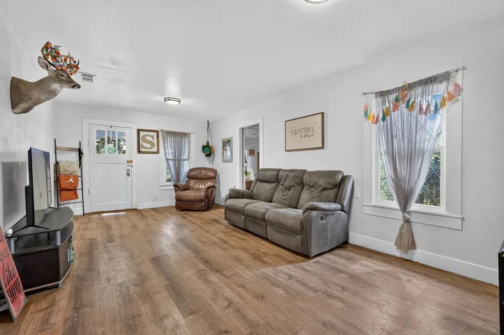 110 W Brown Street Lipan TX 76462