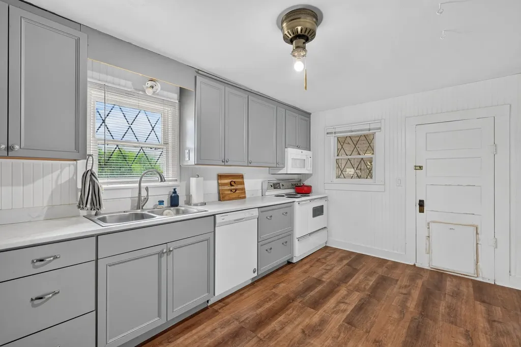 110 W Brown Street Lipan TX 76462