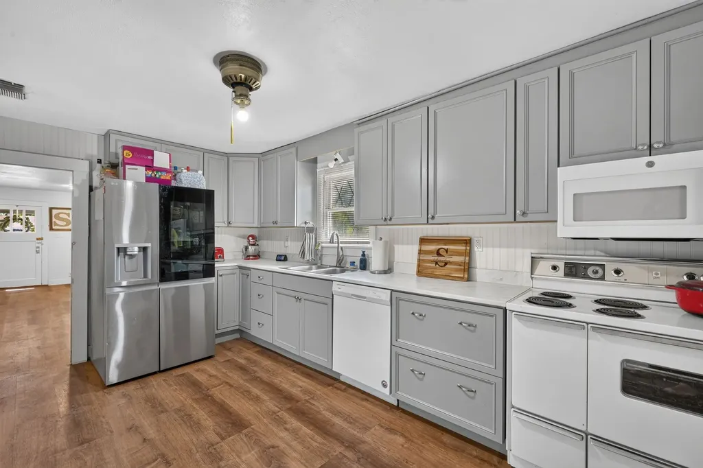 110 W Brown Street Lipan TX 76462