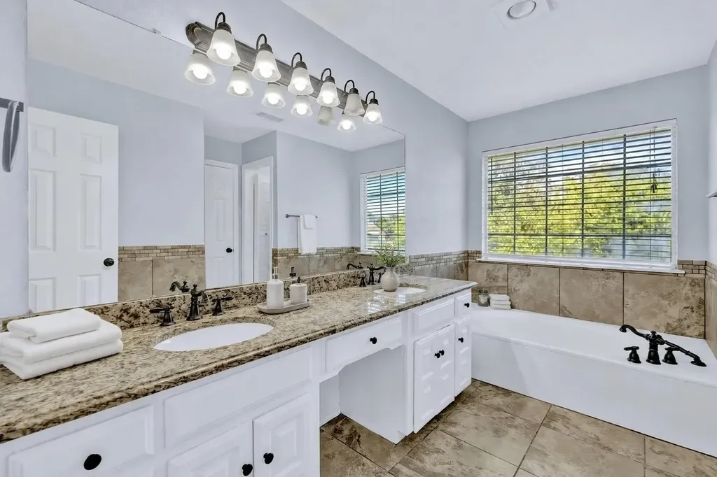 2505 Classic Court W Bedford TX 76021