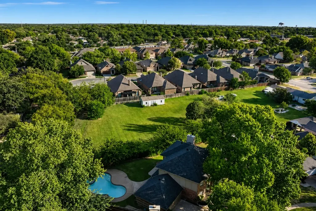 2505 Classic Court W Bedford TX 76021