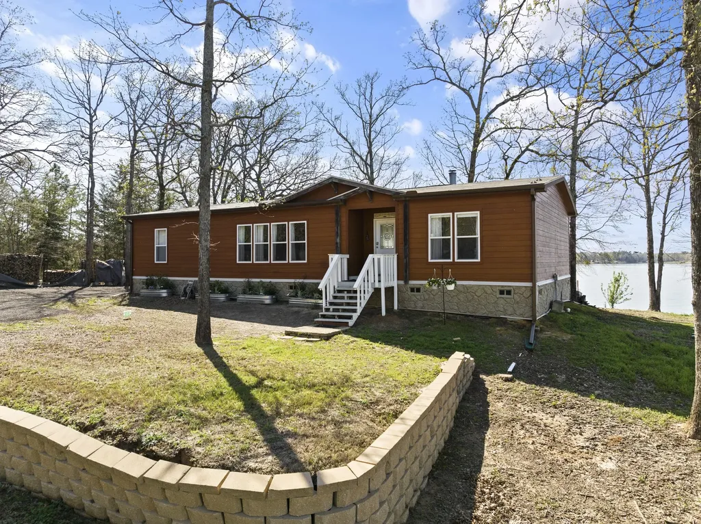 772 County Road 2417 Leesburg TX 75451