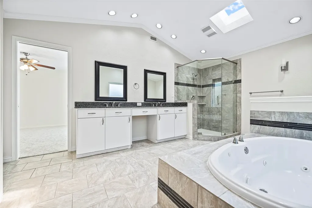 7251 Crooked Oak Drive Dallas TX 75248