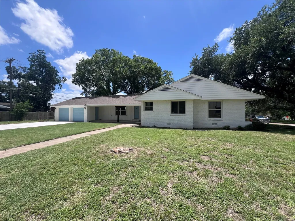3200 Proctor Avenue Waco TX 76708