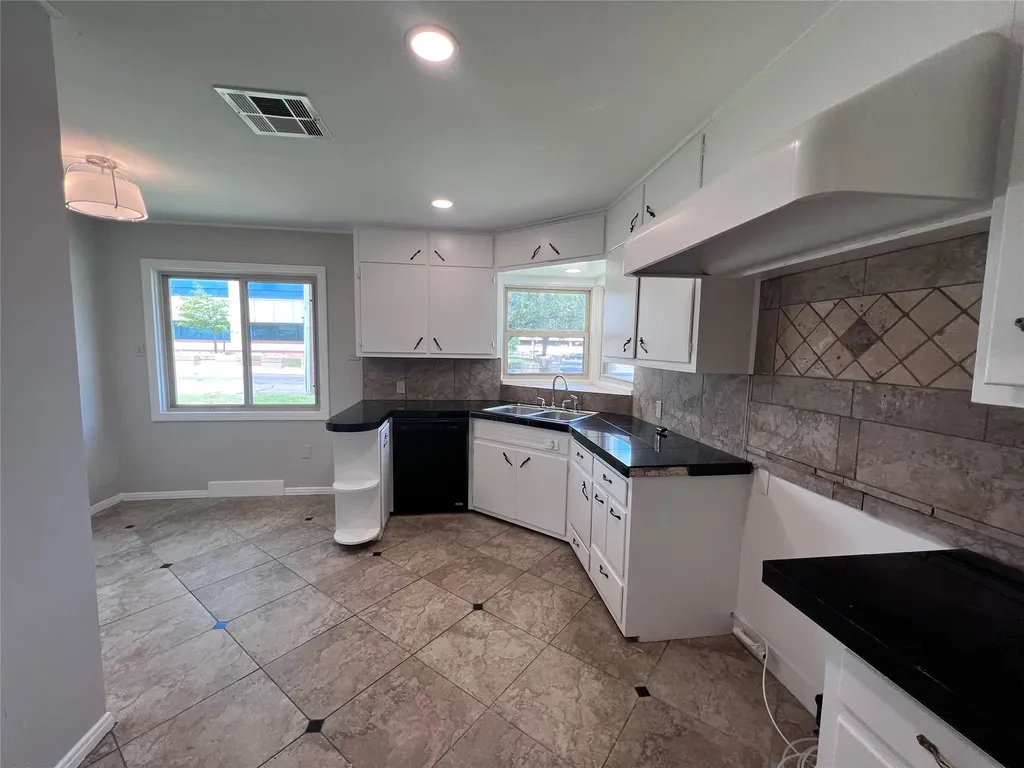 3200 Proctor Avenue Waco TX 76708