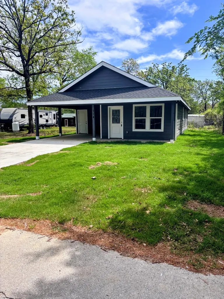 714 Cedarcrest Drive Tool TX 75143
