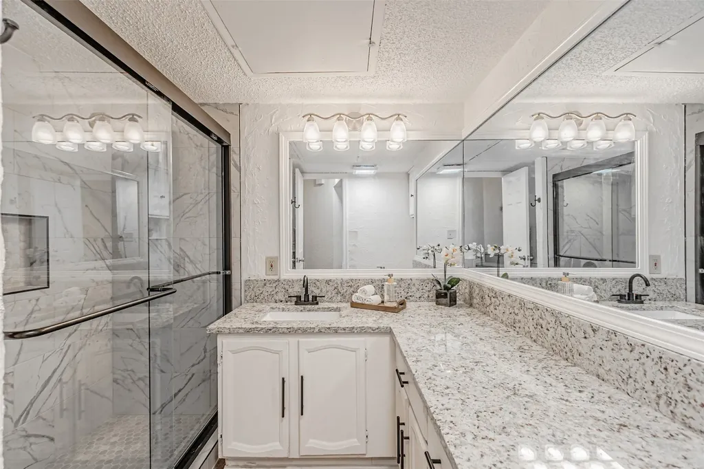 5590 Spring Valley Road Dallas TX 75254